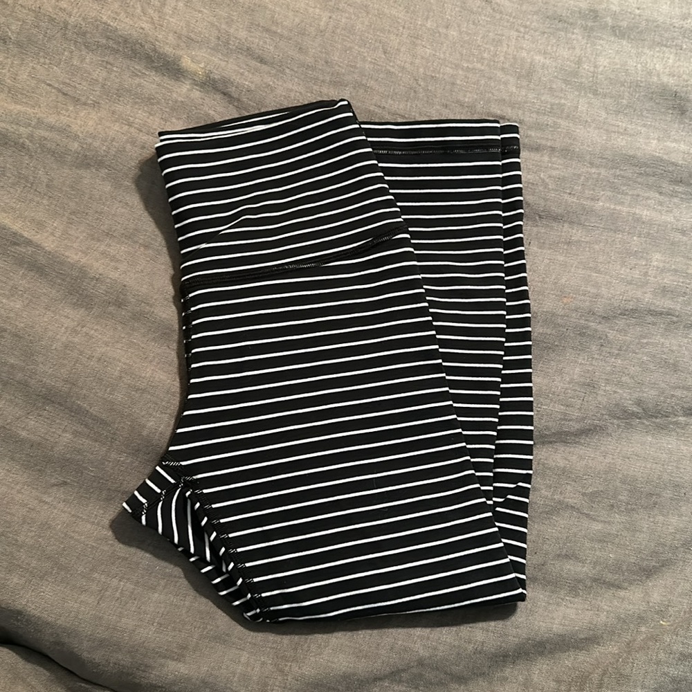 Lululemon Wunder Under Crop Parallel Stripe - image 4